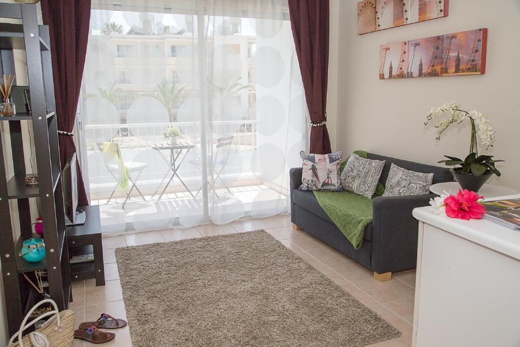 Paphos Love Nest Apartment Pokoj fotografie
